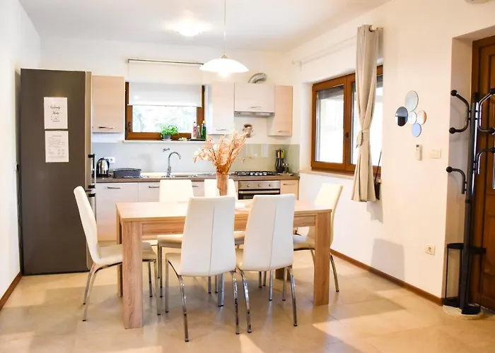 Holiday House Val Vidal